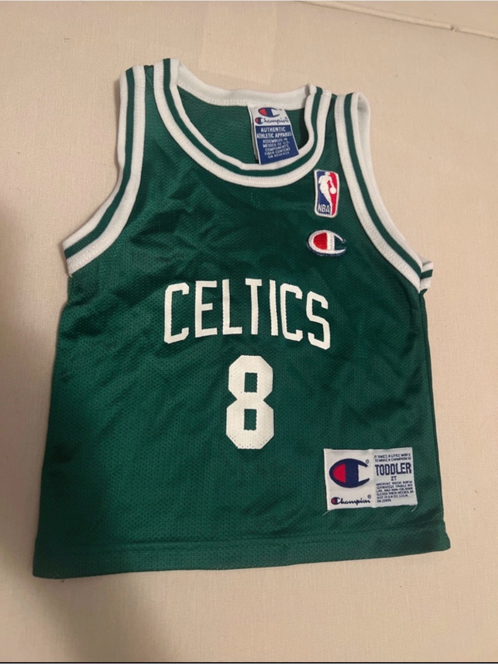 Vintage Boston Celtics Antione Walker #8 Jersey Size 2T